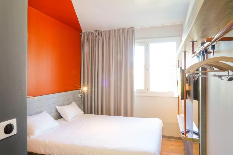 Ibis Budget Aubenas Ngoại thất bức ảnh